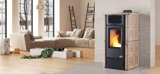 Termostufa a Pellet Ventilata Karmek Mod. Capri Ceramica legno Kw 25
