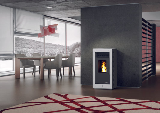 Stufa a Pellet aria ventilata Karmek Vigo Plus Bianca 10,2 KW Autopulente