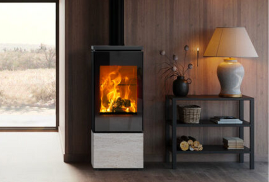 STUFA A LEGNA 5 STELLE A CONVEZIONE NATURALE Nobis mod. Flat 500 Travertino