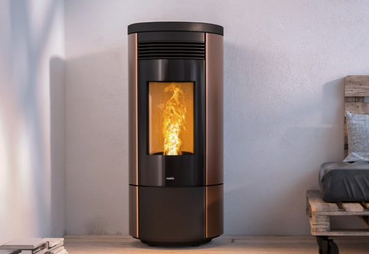STUFA A PELLET A CONVEZIONE NATURALE E VENTILAZIONE Nobis Mod. A13 V ROUND Bronzo Kw 12,9