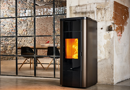 Termostufa a Pellet Ventilata Nobis Mod. H20 Shape Steel Bronzo